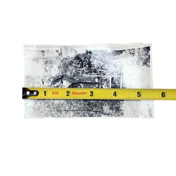 2 Vtg Man Fixing Things in The Yard Original Monochrome Photography Found 1966 - Picture 3 of 4